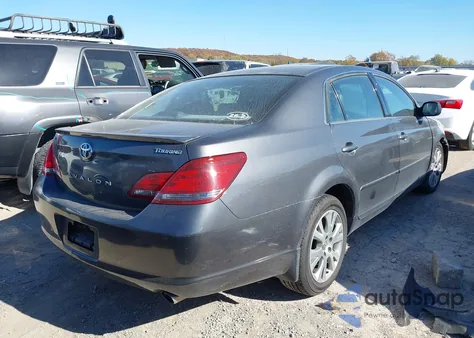 2008 Toyota Avalon Touring z USA, uszkodzony, nr VIN 4T1BK36B48U318961